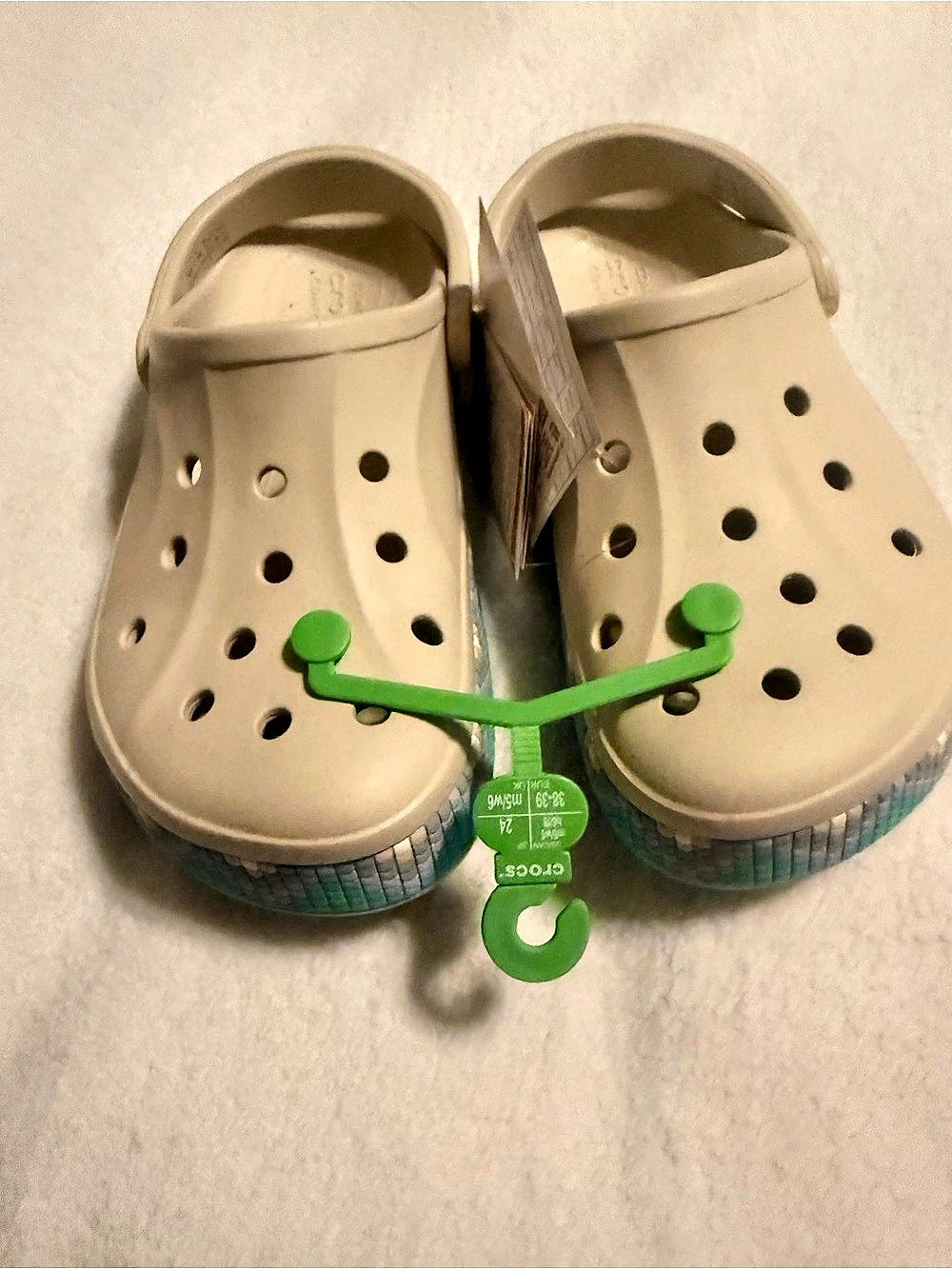Crocs Echo Marbled Clogs Beige & Green NWT